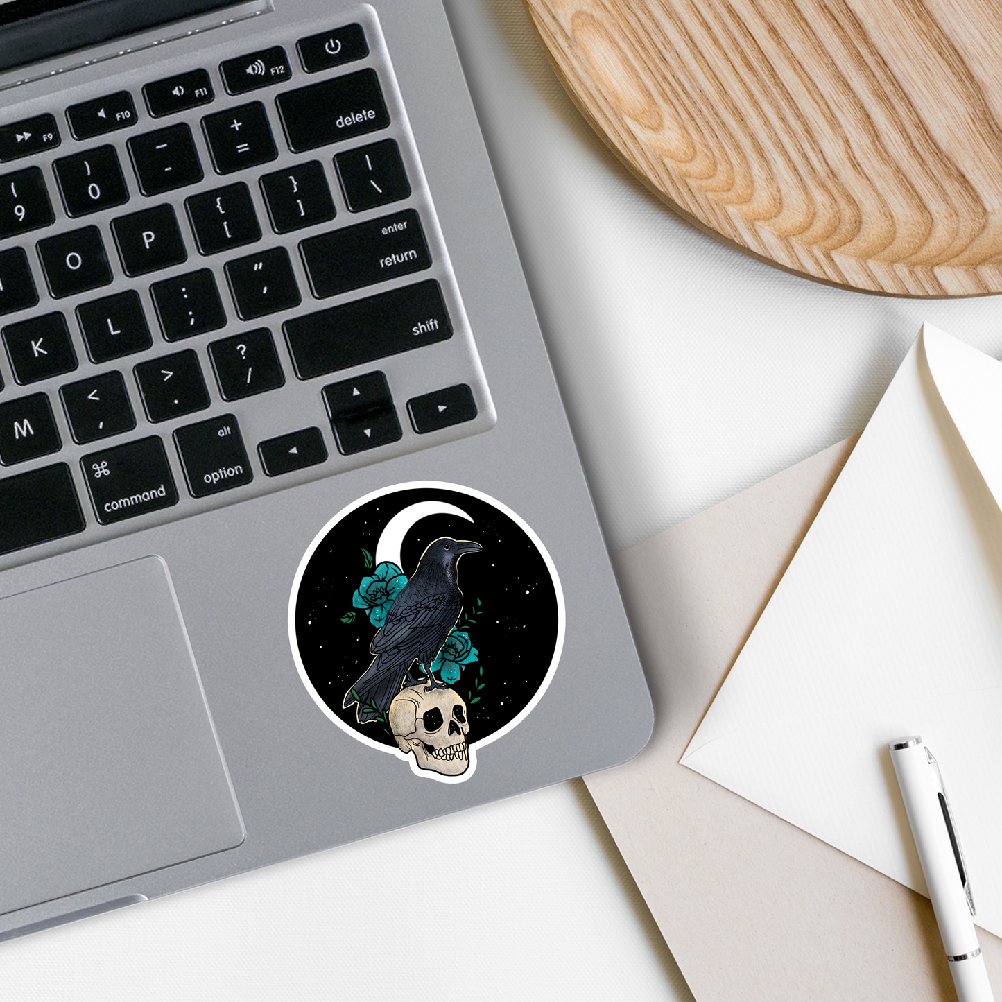 Raven | Skull | Gothic l Witch | Waterproof Sticker | 3"