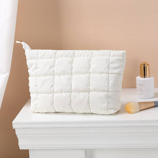 Puffer cosmetic bag small toiletry zipper bag: Cream White