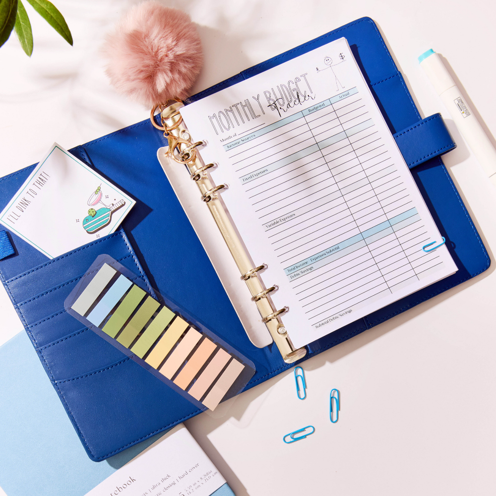 A5 Binder: 6 Hole with Elastic Pen Holder & Magnetic Closure: White
