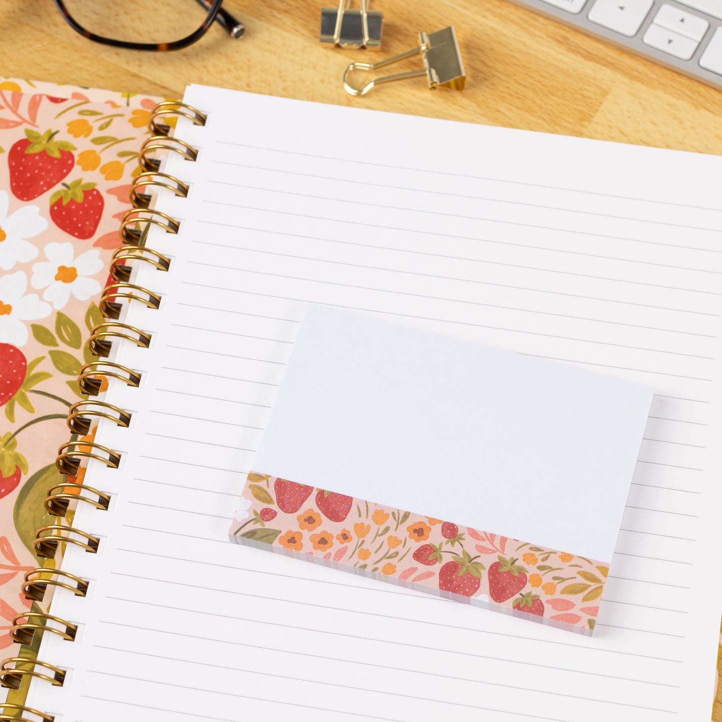 Strawberry Patch Sticky Note, 4x3"