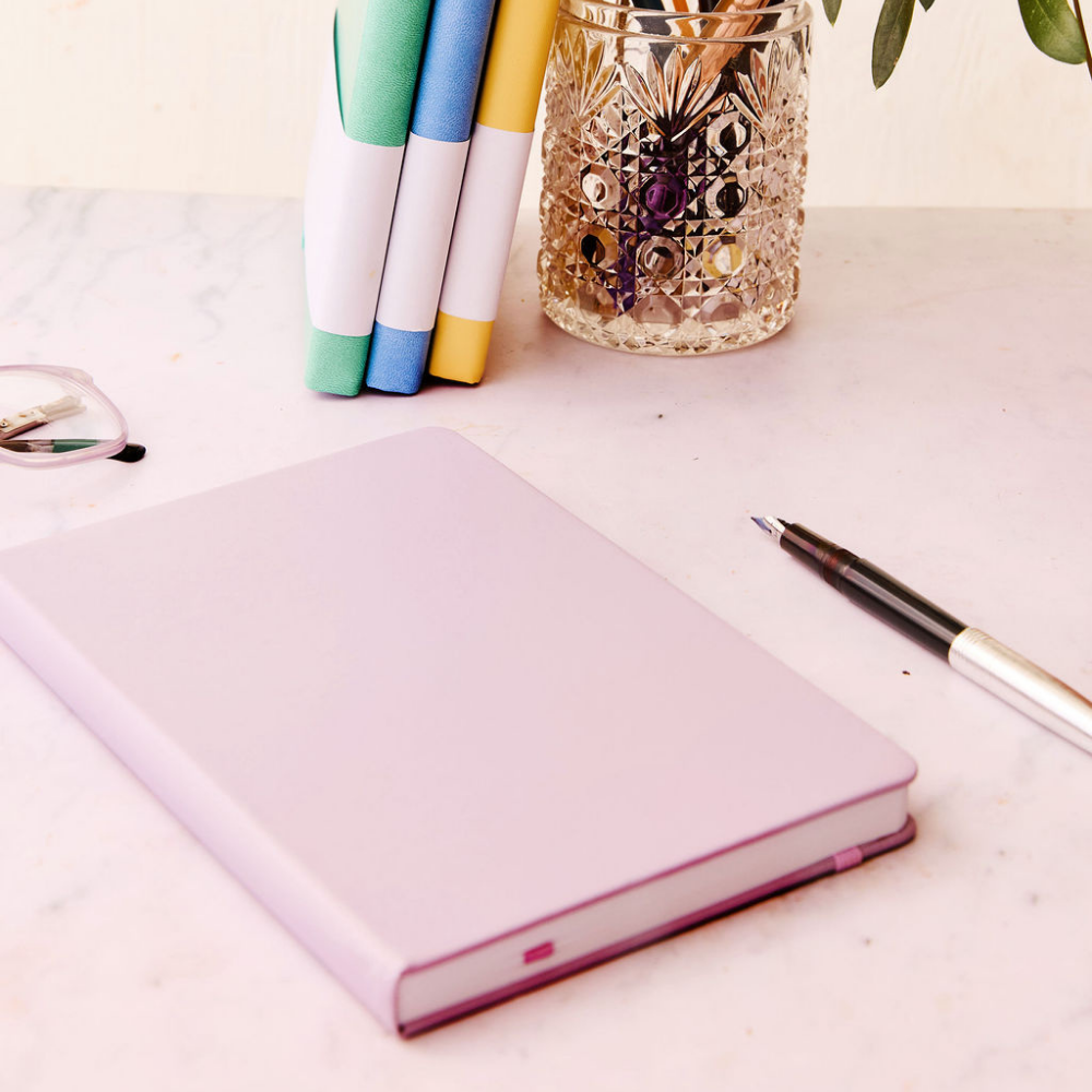 160 Page A5 Blank Journals: 120 GSM Thick Blank Card Stock: Black