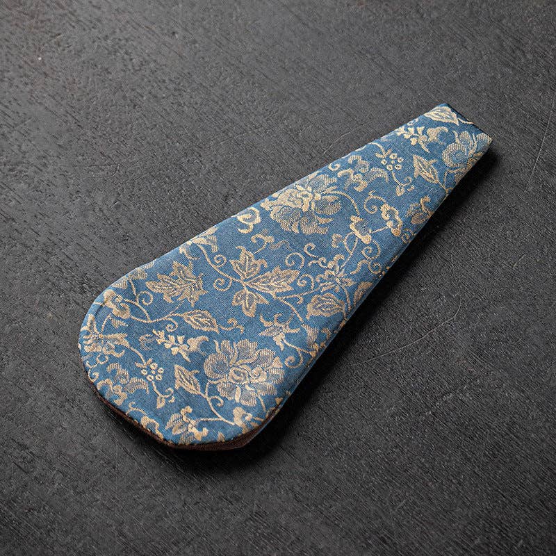 Vintage Style Embroidery Scissors with Random Brocade Sheath: Style 2